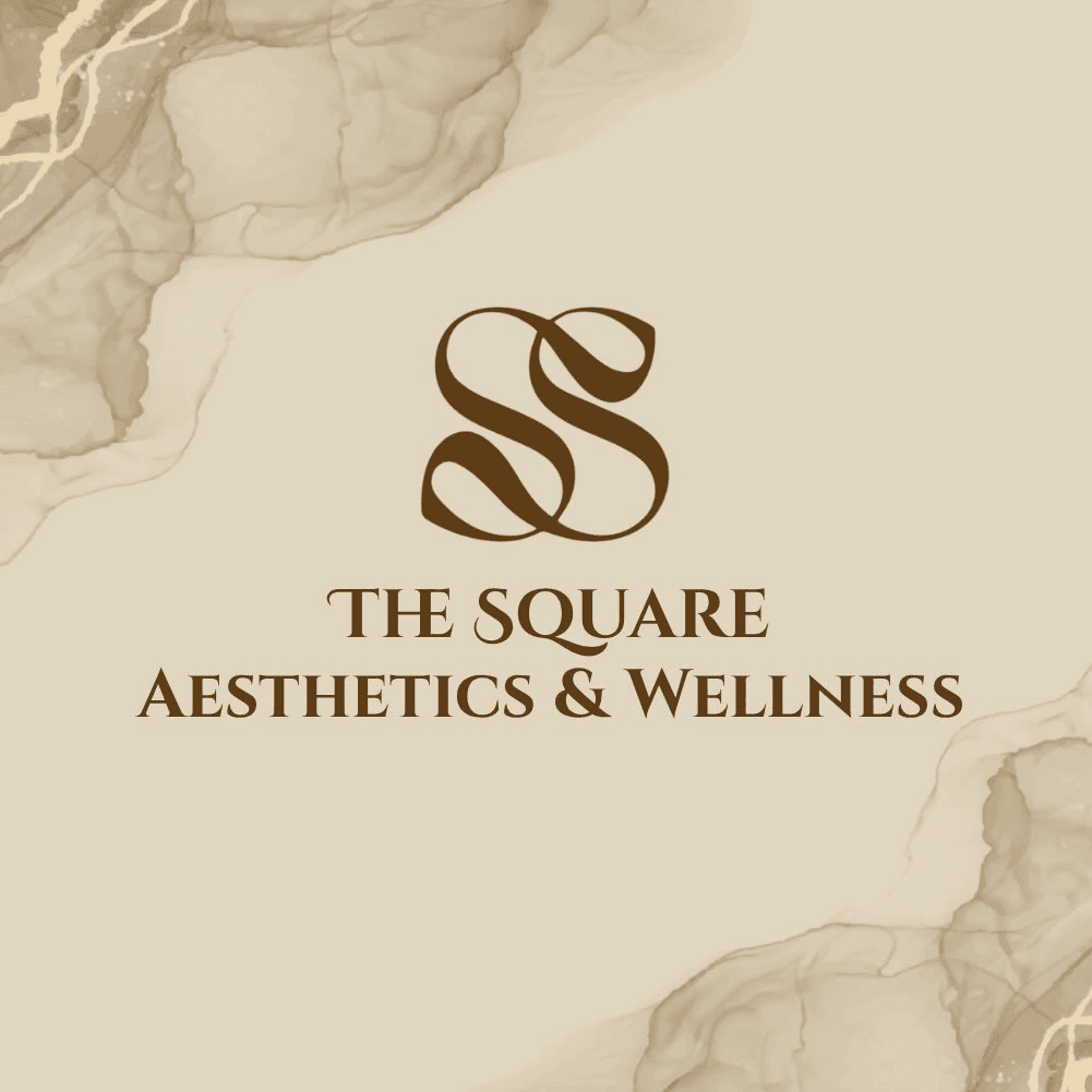 Dermatologist performing a skin treatment at Aesthetic Clinic, Rajouri Garden, Delhi