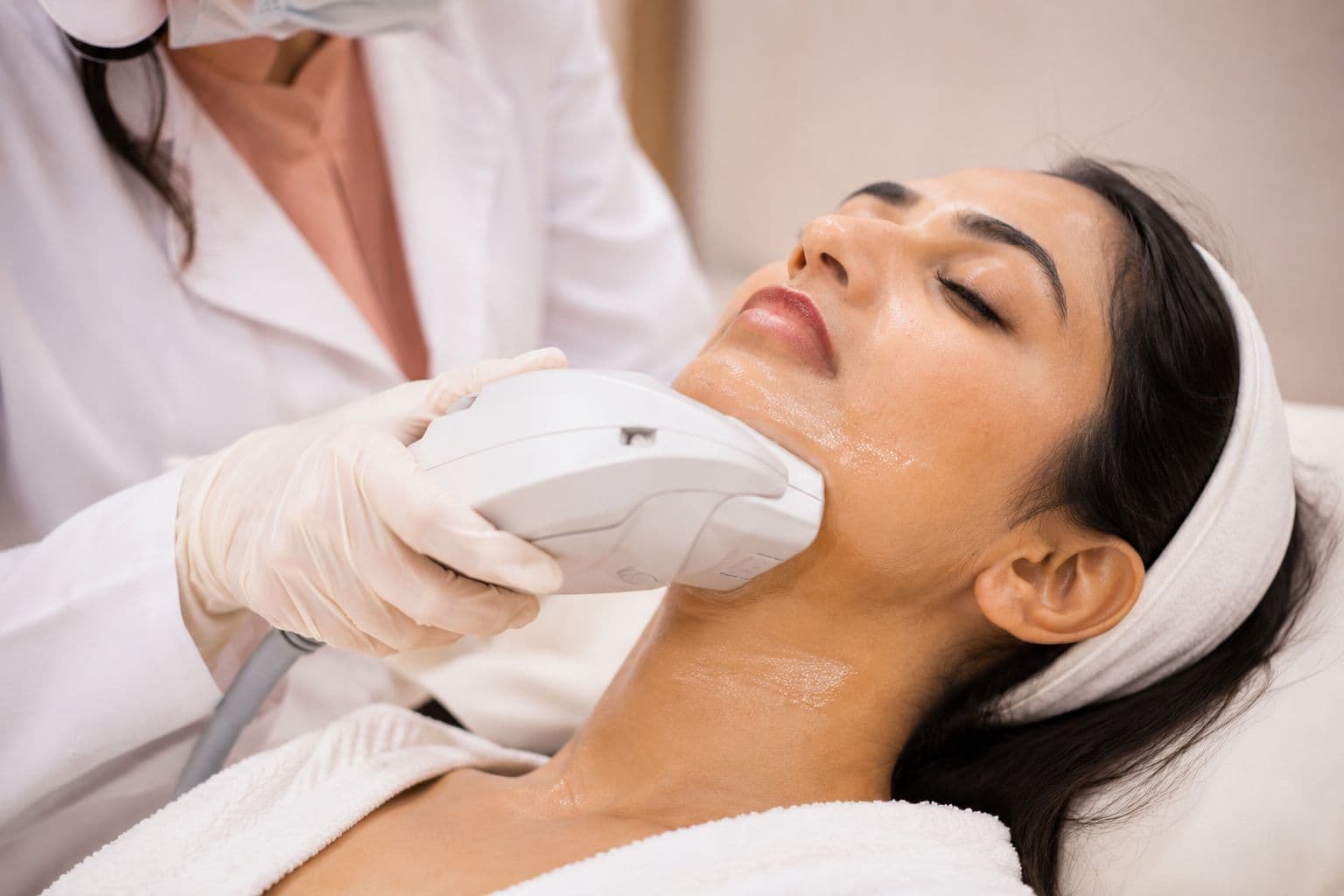 HIFU at The Square Aesthetics & Wellness Clinic, Rajouri Garden, Delhi